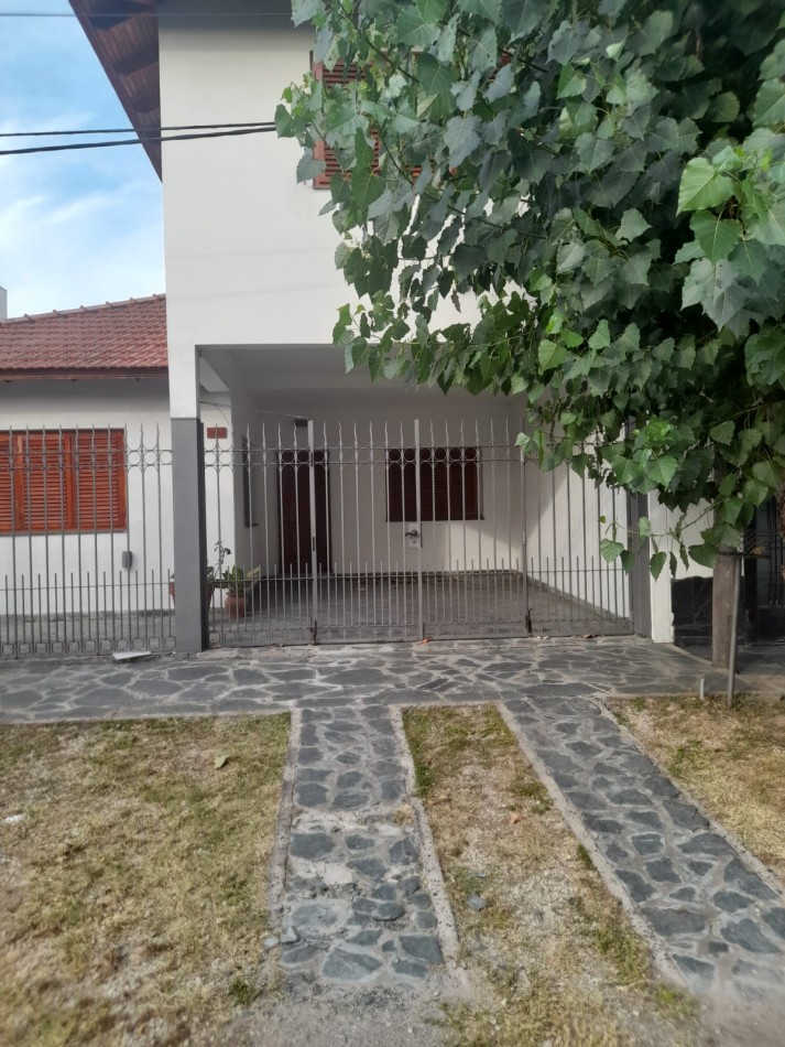 Casa en alquiler calle 139 entre 49 y 50