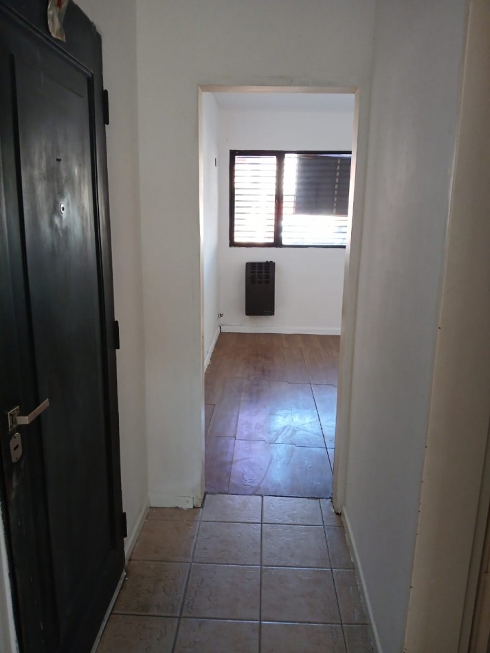 Departamento calle 132 e/ 64 y 65