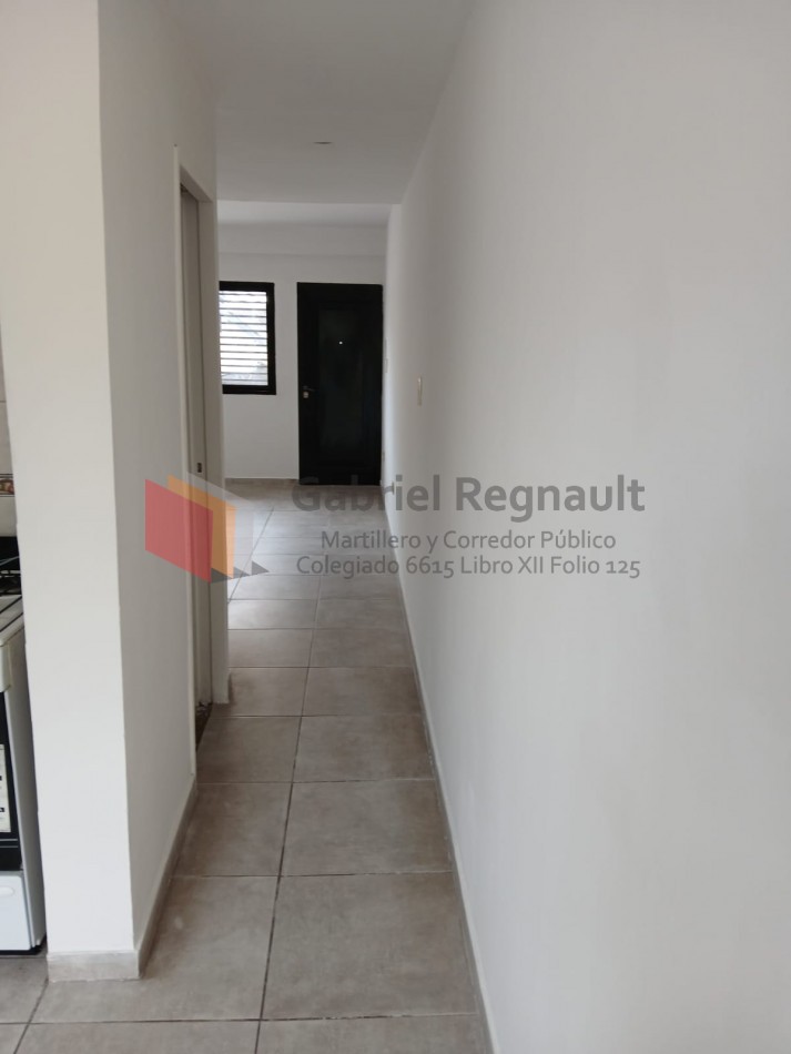 Duplex calle 132 e/ 64 y 65