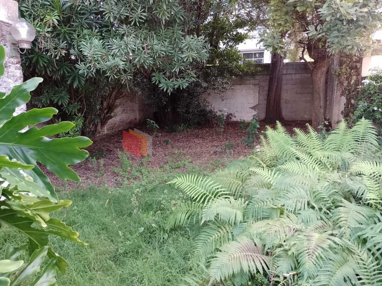 Casa calle 49 e/ 19 y 20