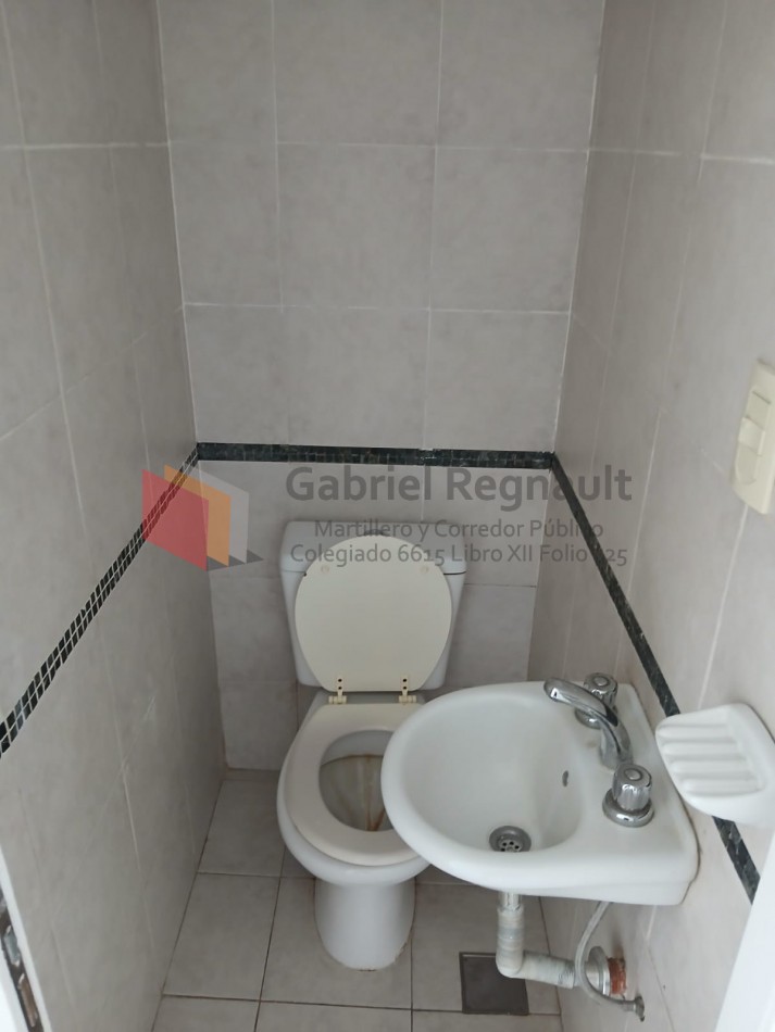 Duplex calle 132 e/ 64 y 65