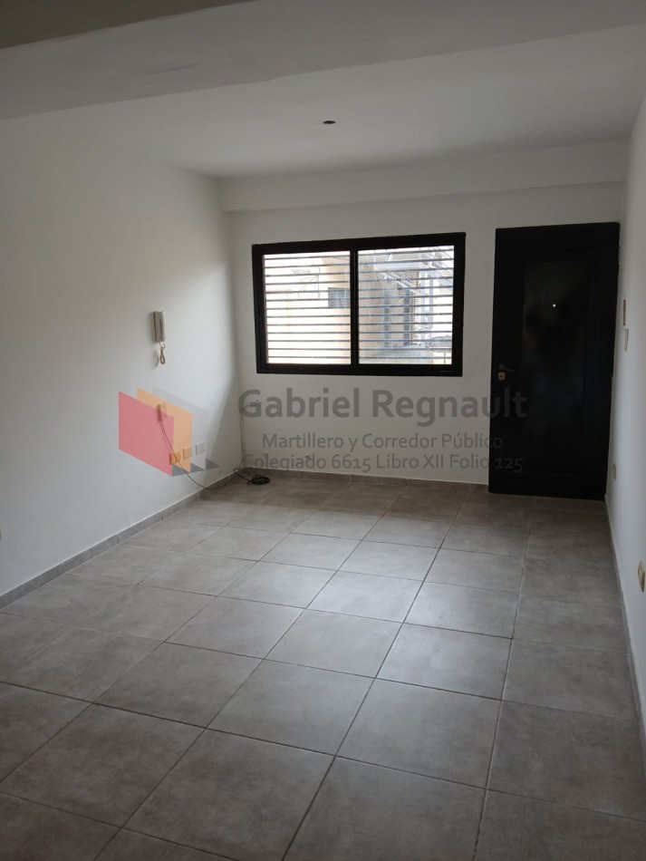 Duplex calle 132 e/ 64 y 65