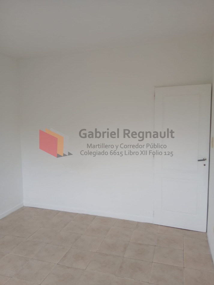 Duplex calle 132 e/ 64 y 65