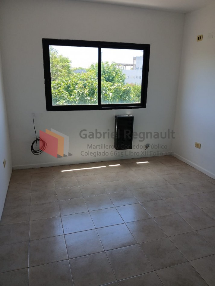 Duplex Calle 132 e/ 64 y 65