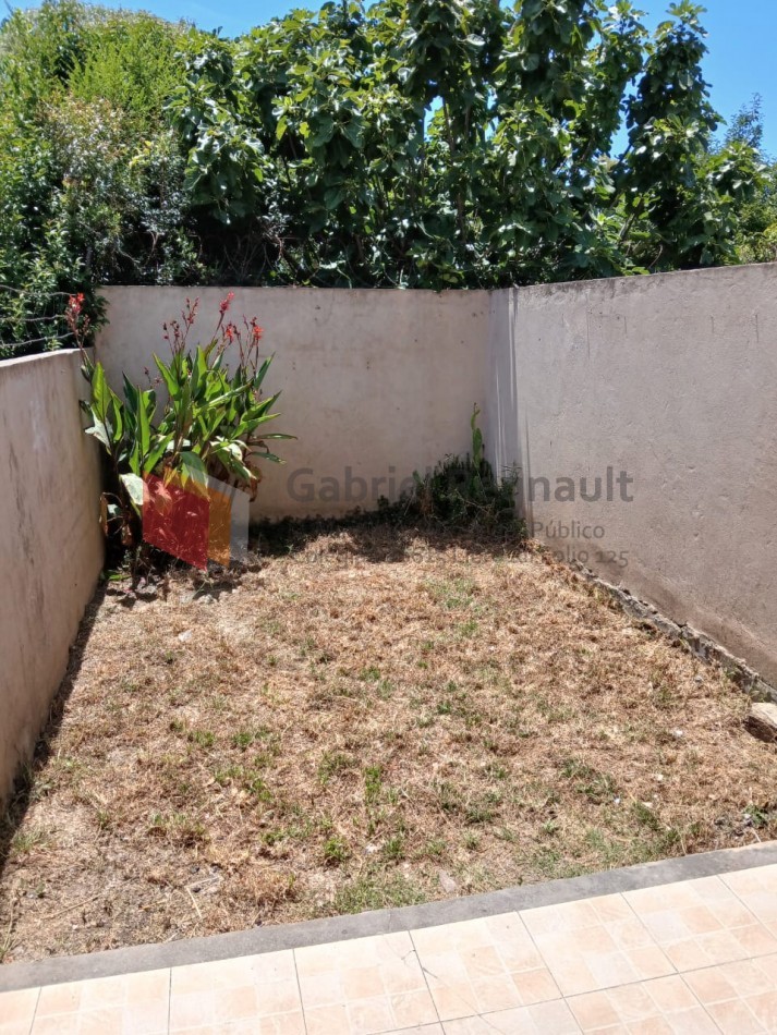 Duplex Calle 132 e/ 64 y 65