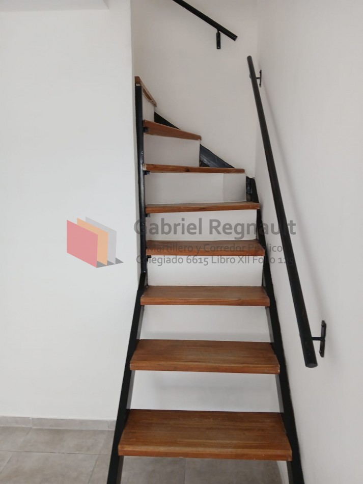 Duplex calle 132 e/ 64 y 65